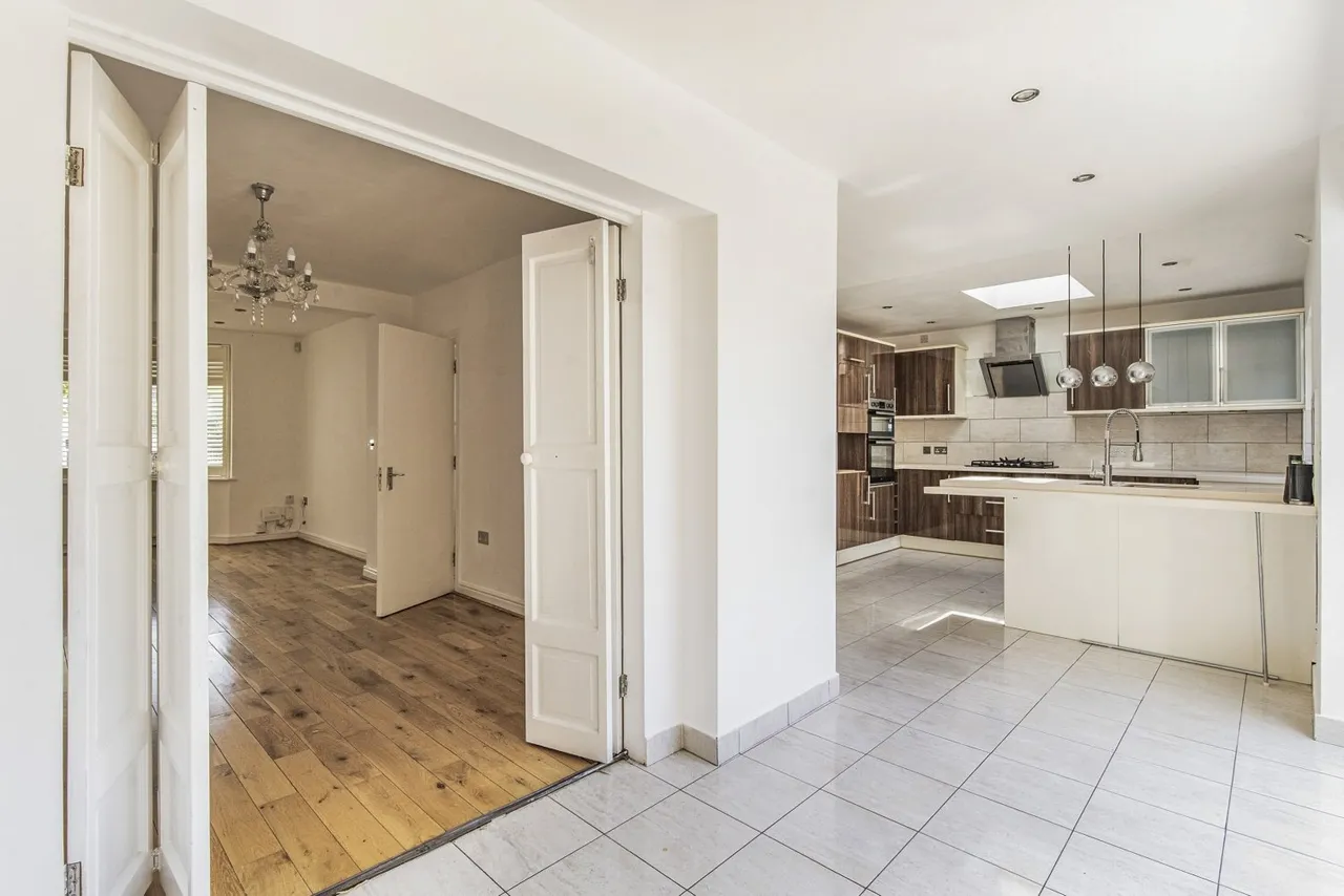 Cameron Road, London, SE6, photo 19