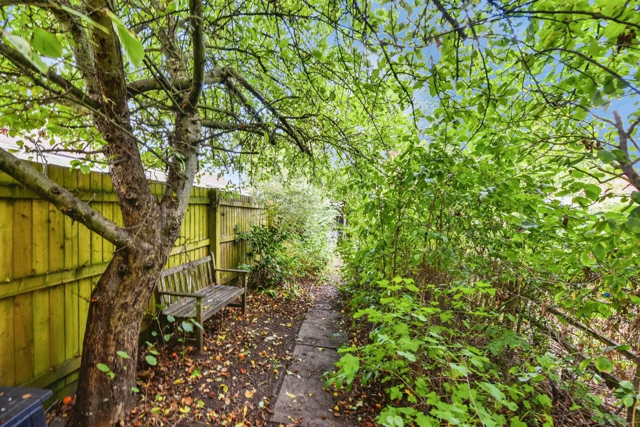 Albion Place, Frome, BA11, photo 14