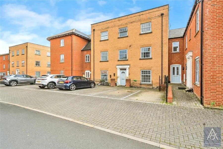 Needlepin Way, Buckingham, MK18, photo 14