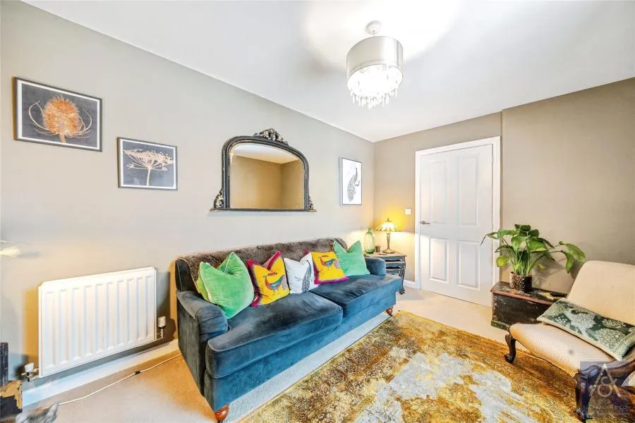 Needlepin Way, Buckingham, MK18, photo 6