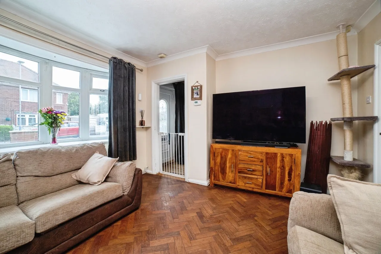 Barker Avenue, SUTTON-IN-ASHFIELD, Nottinghamshire, NG17, photo 5