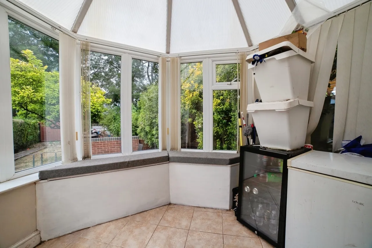 Barker Avenue, SUTTON-IN-ASHFIELD, Nottinghamshire, NG17, photo 11