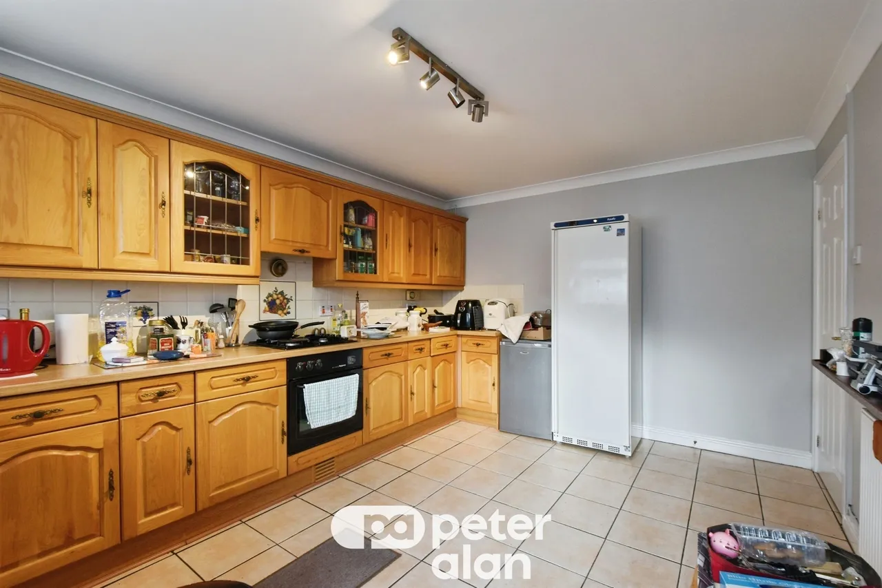 Riverside Close, Merthyr Tydfil, CF48, photo 7