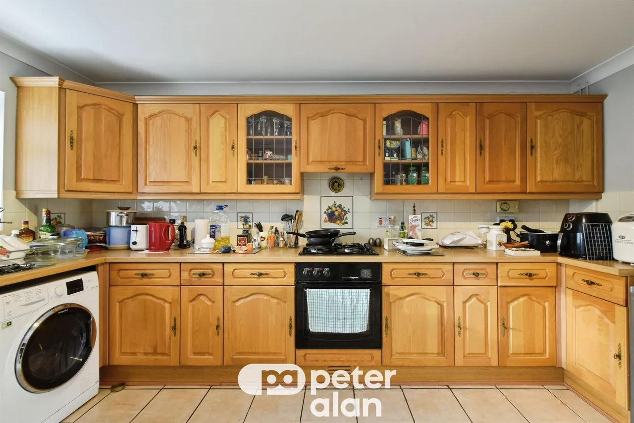 Riverside Close, Merthyr Tydfil, CF48, photo 8