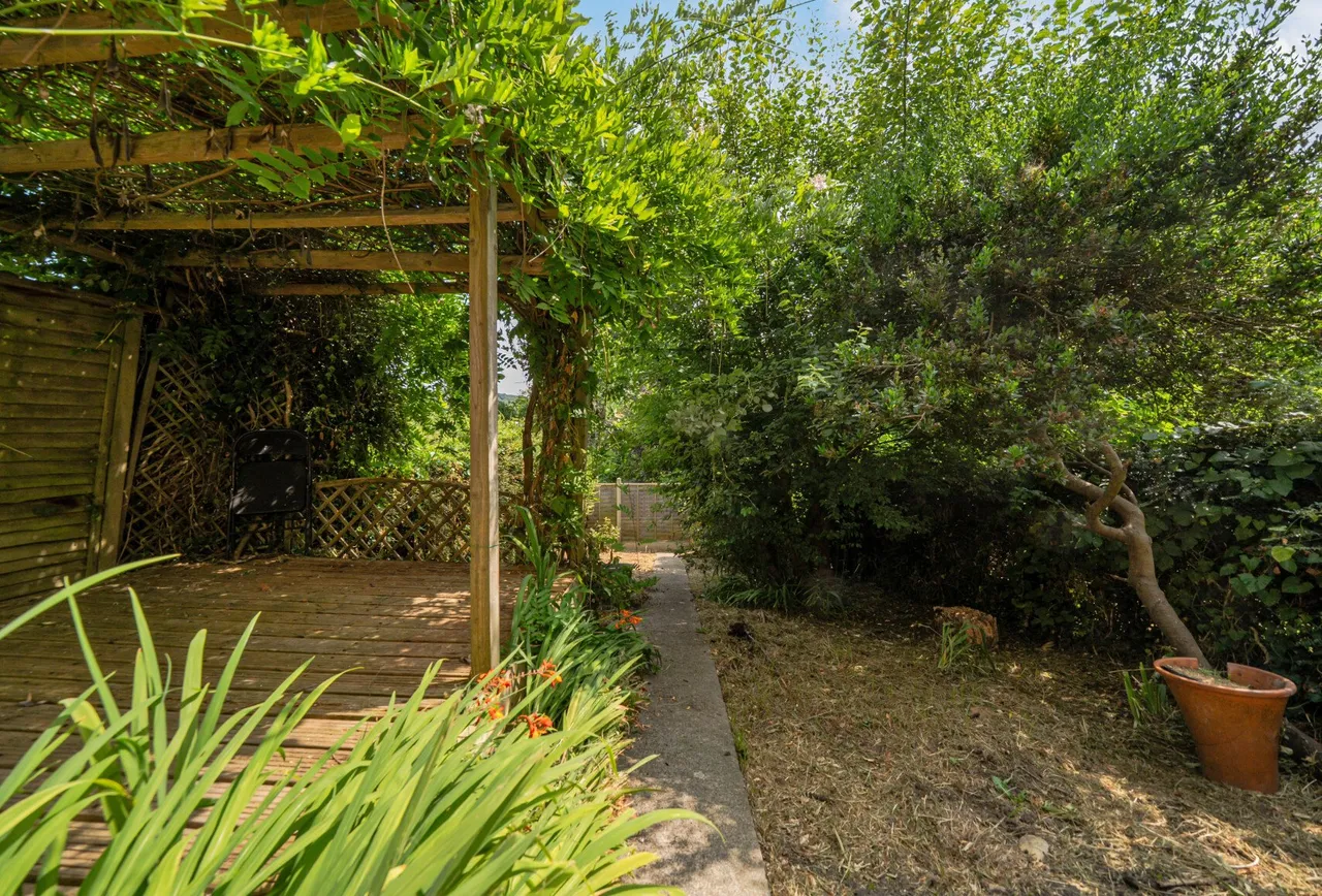 Victoria Gardens, Somerset, Batheaston, BA1 7RD, photo 13