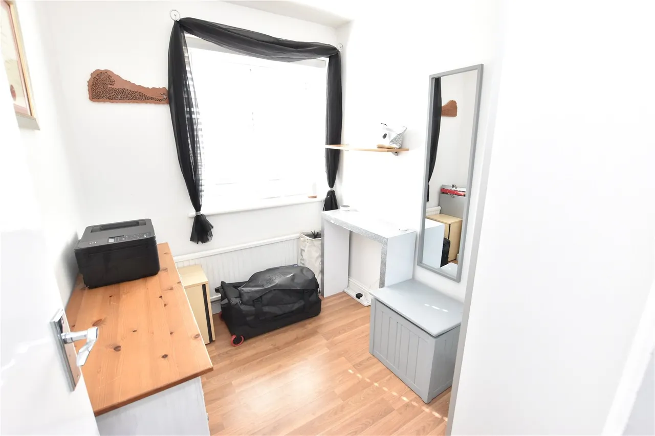 Nash Close, Farnborough, GU14, photo 25
