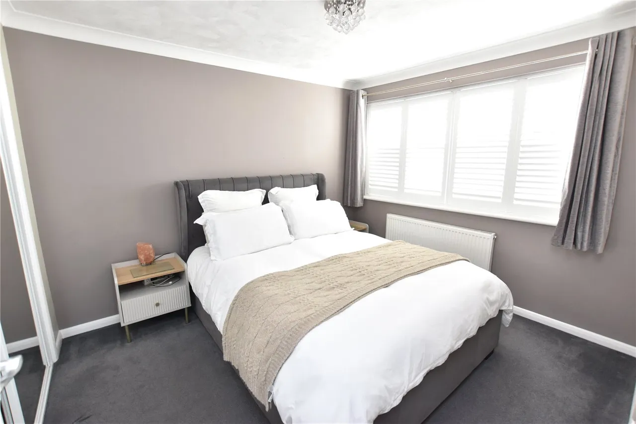 Nash Close, Farnborough, GU14, photo 24