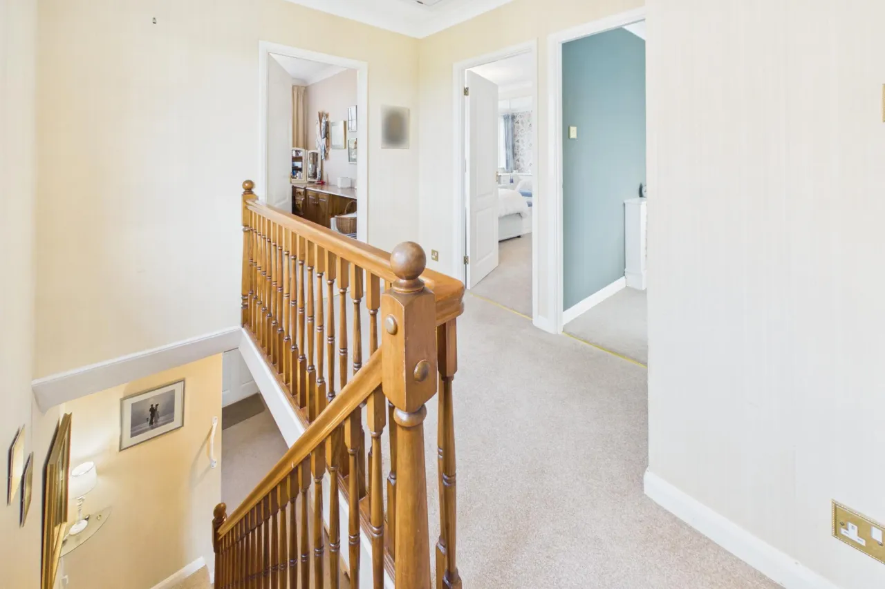 Nicholas Way, Hemel Hempstead, HP2, photo 16