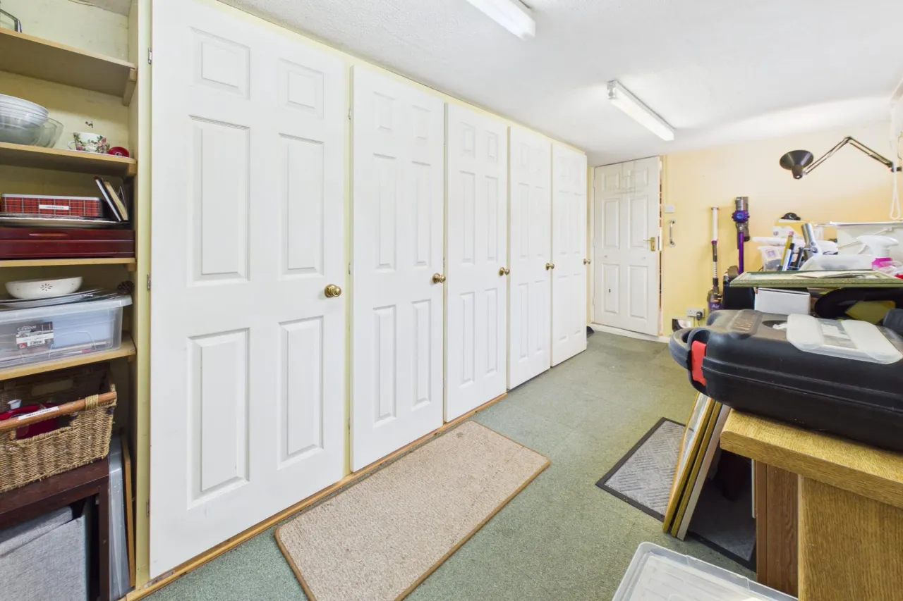 Nicholas Way, Hemel Hempstead, HP2, photo 23