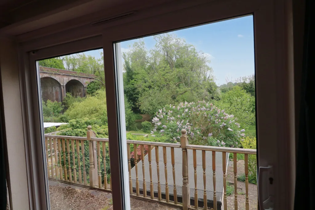 Riverside, Pixham, RH4, photo 9