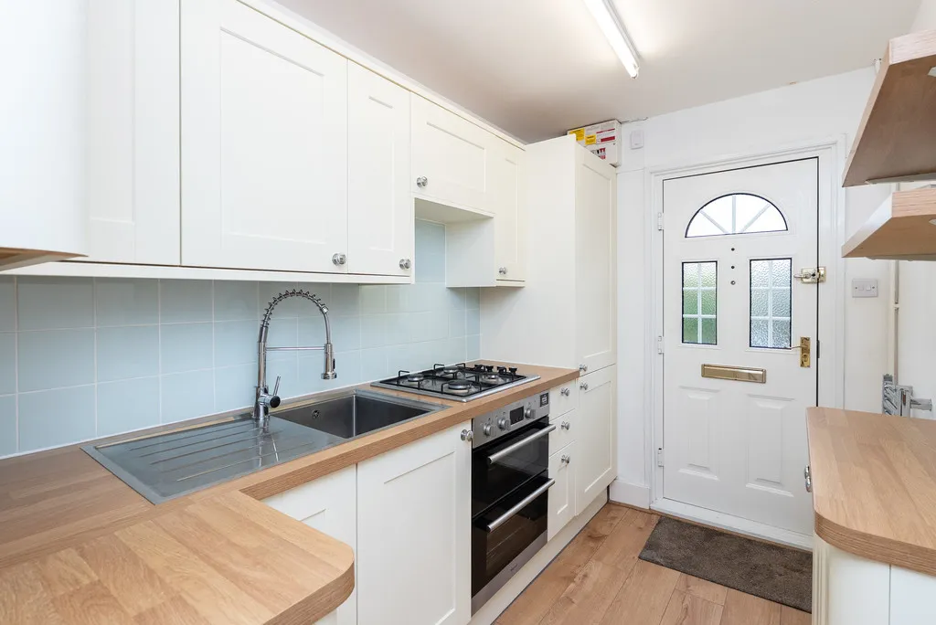 2 bed house for sale, Riverside, Pixham, RH4