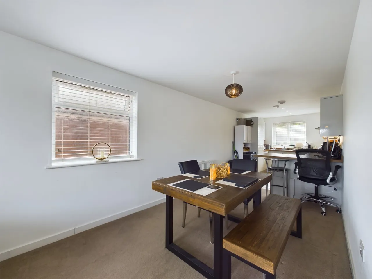 Ashford, Surrey, photo 13