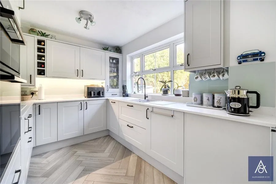 Forrester Drive, Brackley, NN13, photo 2