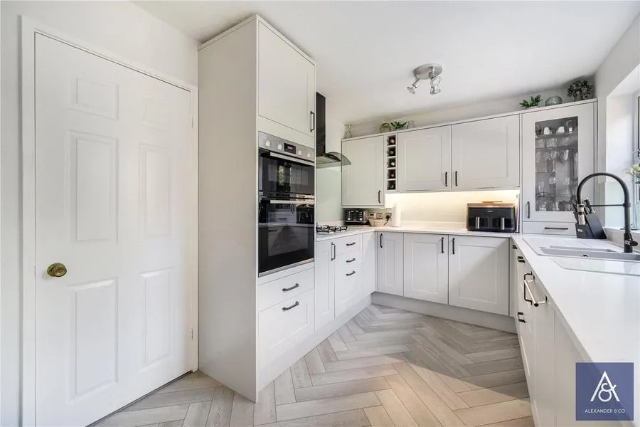 Forrester Drive, Brackley, NN13, photo 8