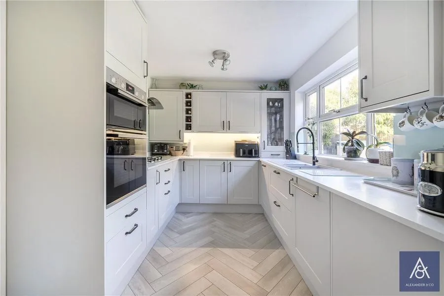 Forrester Drive, Brackley, NN13, photo 5