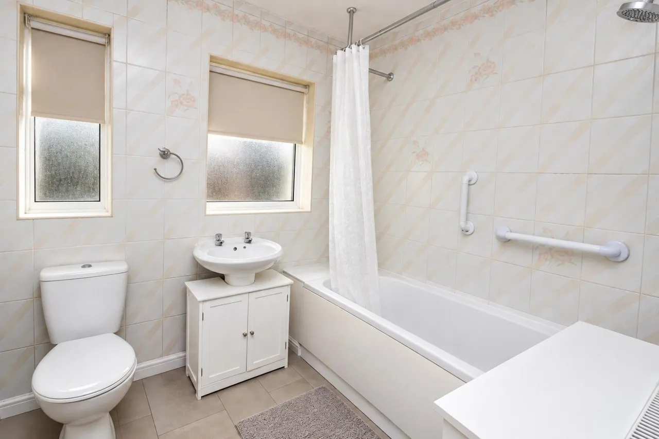 St. Aidans Avenue, Darwen, BB3, photo 6