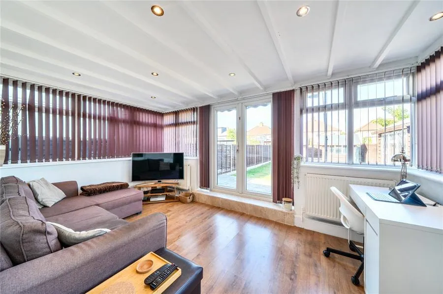 Kings Road, West Drayton, UB7, photo 5