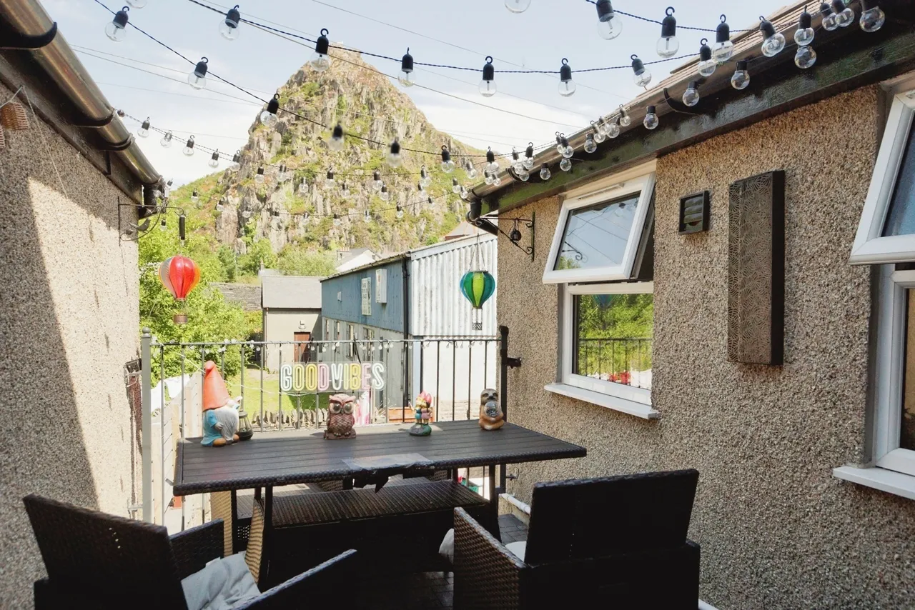Heol Towyn, Blaenau Ffestiniog, LL41, photo 6