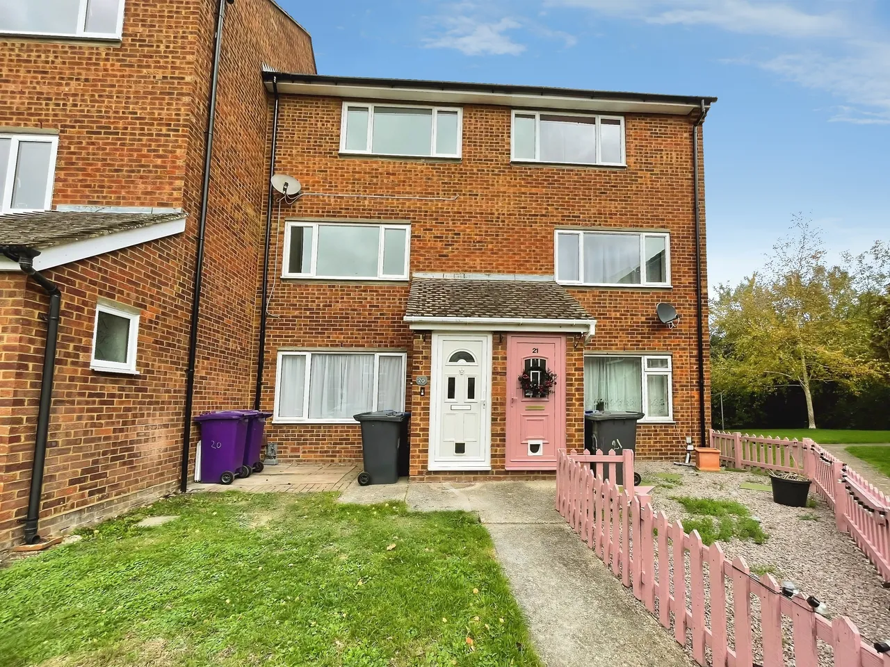 2 bed flat to rent, Icknield Close, Ickleford, SG5