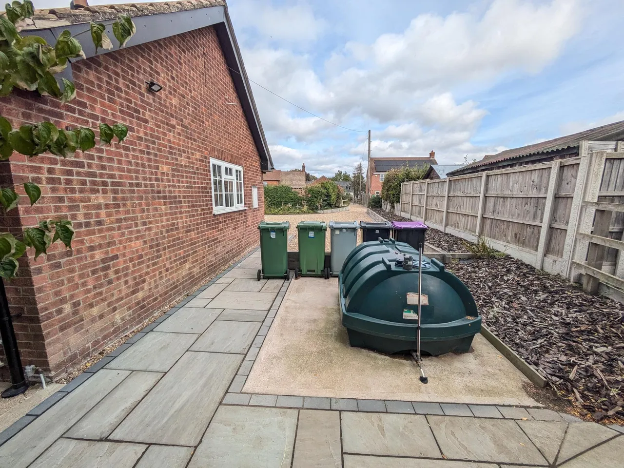 Stonepit Lane, Marston, NG32, photo 37