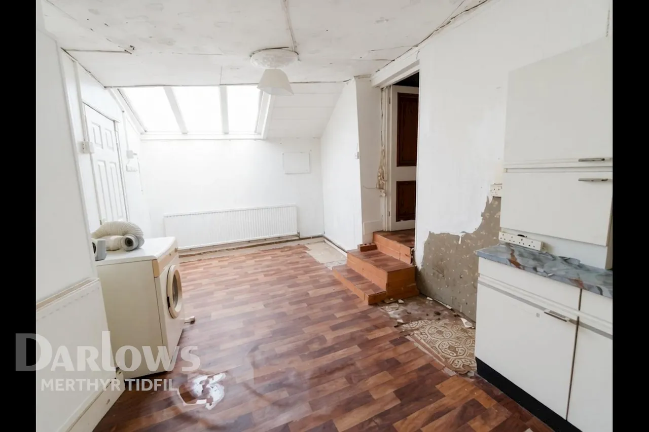 Cross Street, Rhymney, photo 15