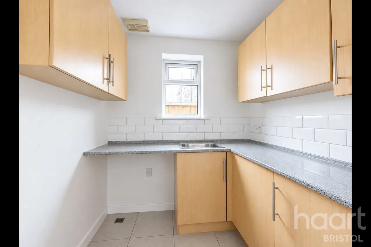 Bristol Road, Bristol, BS14, photo 8