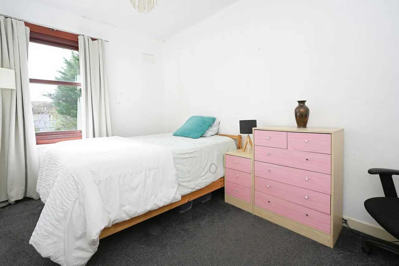 Lawrie Terrace, Loanhead, EH20, photo 13