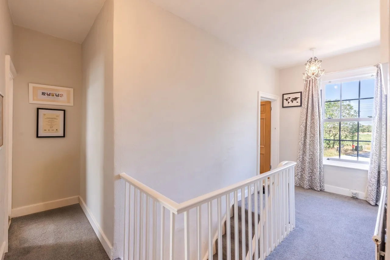 Impressive Period Home in Tivetshall, photo 10
