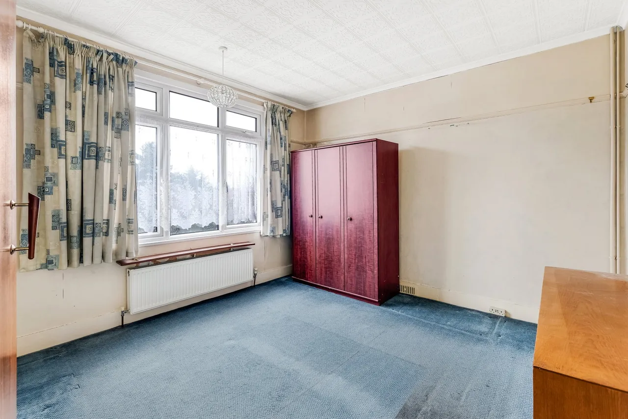 Nevin Drive, North Chingford, E4, photo 11