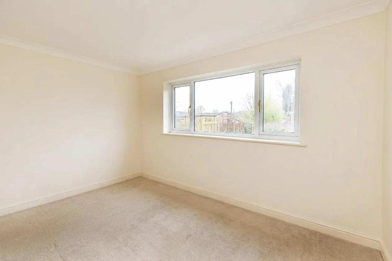 Roft Close, Wrexham, LL11, photo 8
