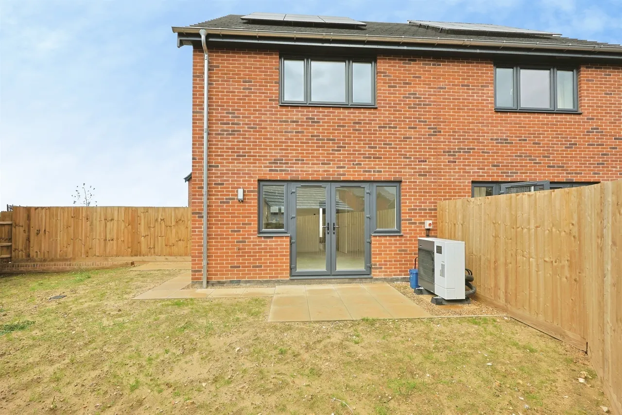 Cygnet Rise, Swaffham, PE37, photo 19