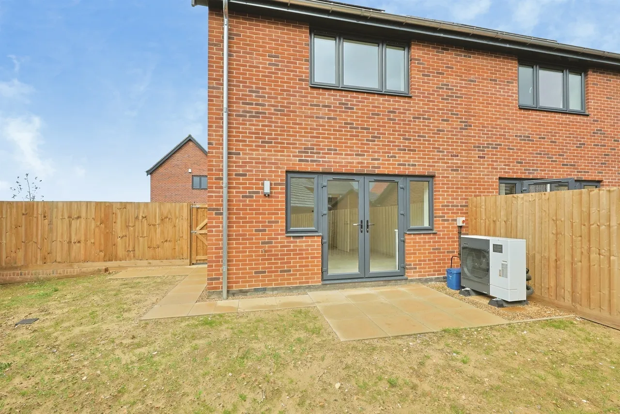 Cygnet Rise, Swaffham, PE37, photo 20