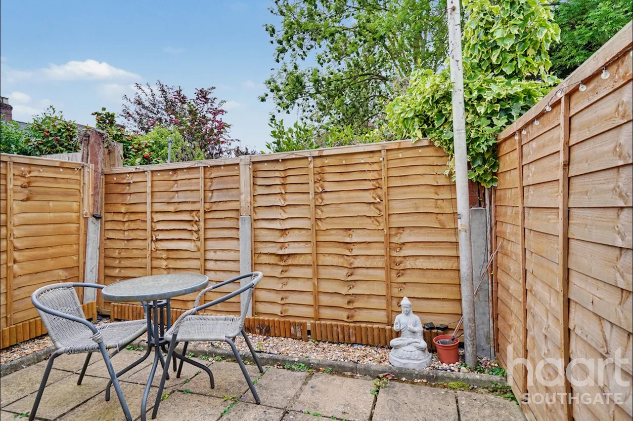 Edward Grove, Barnet, EN4, photo 19