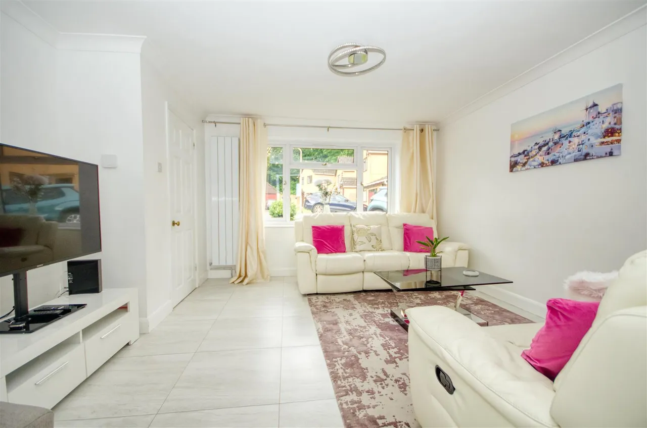 Hilldene Way, West End, Southampton, Hampshire, SO30 3DW, photo 2