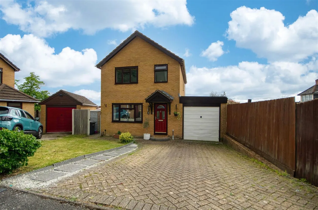 3 bed house for sale — Hilldene Way, West End, Southampton, Hampshire, SO30 3DW