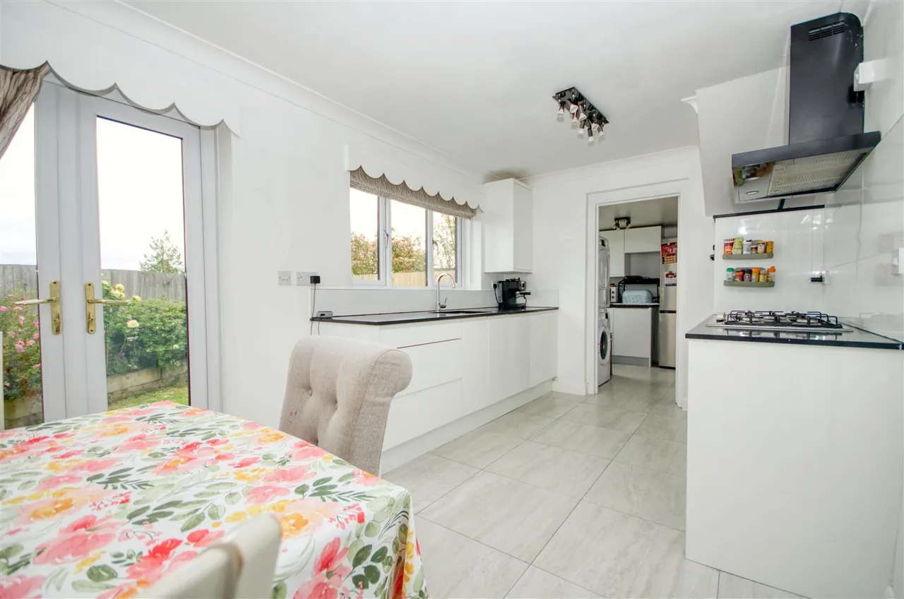 Hilldene Way, West End, Southampton, Hampshire, SO30 3DW, photo 14