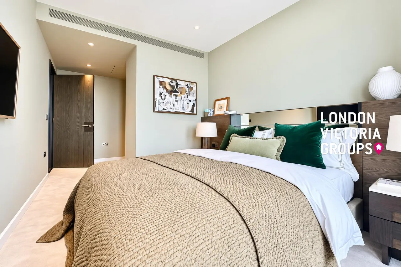 Carnation Way, London, photo 11