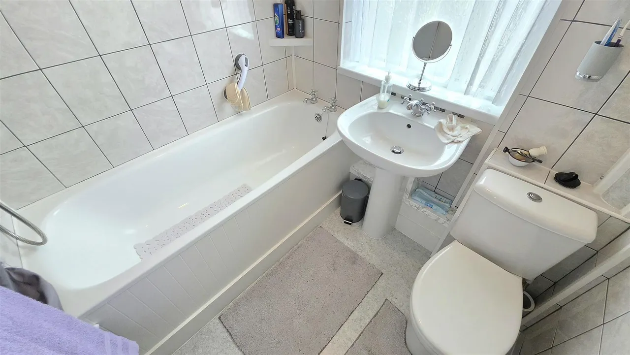 Castlemara Drive, Carrickfergus, BT38, photo 11