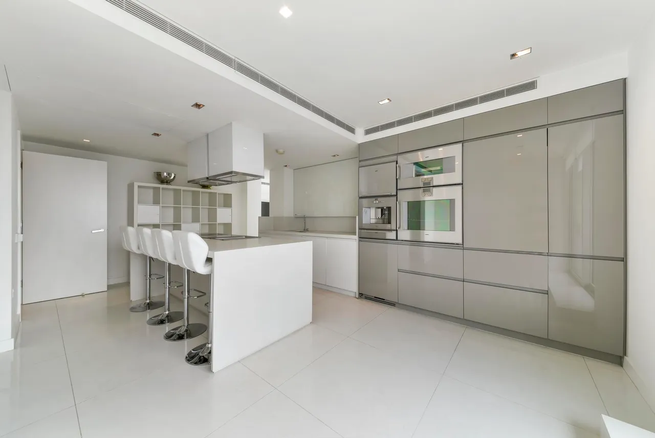 Peninsula Square, London, E14, photo 2