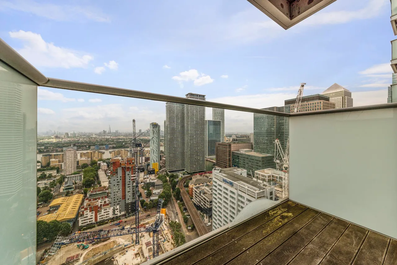 Peninsula Square, London, E14, photo 10
