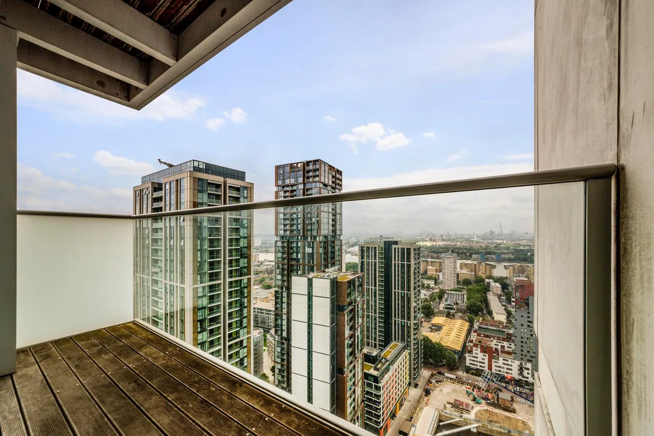 Peninsula Square, London, E14, photo 8