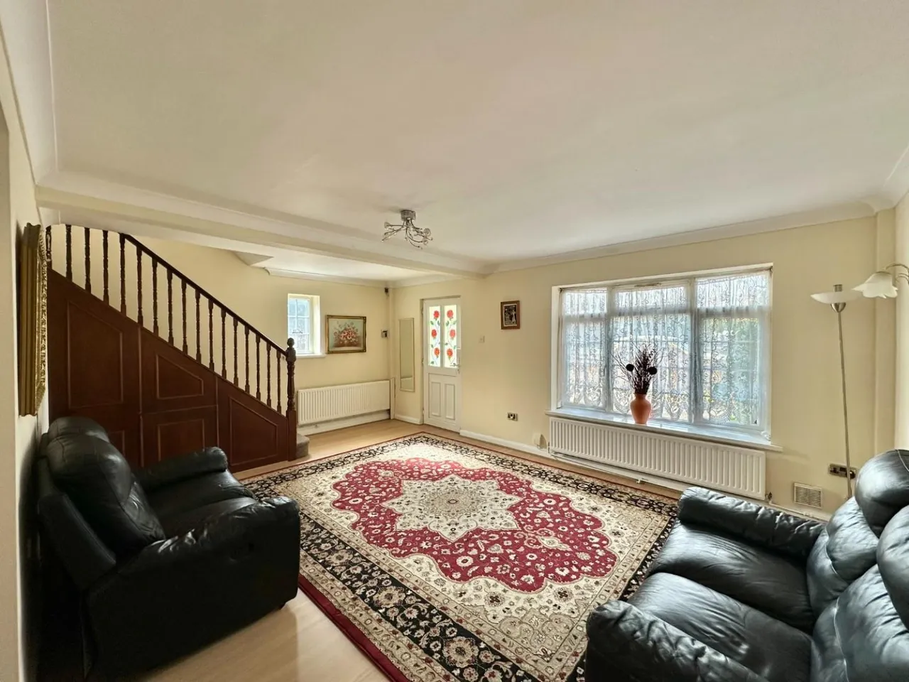 Corwell Lane, Uxbridge, UB8, photo 2