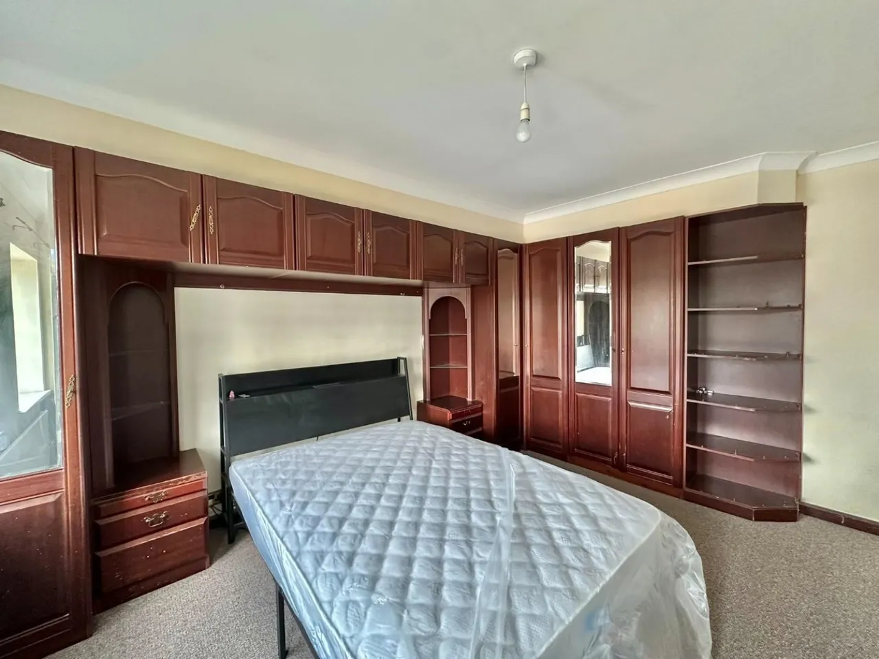 Corwell Lane, Uxbridge, UB8, photo 6