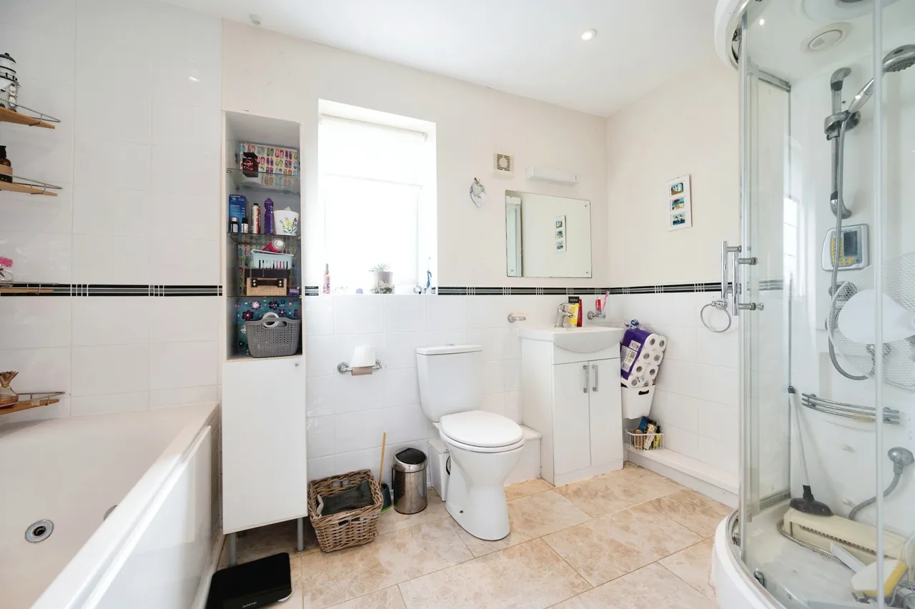 Marshall Road, Hayling Island, PO11, photo 13