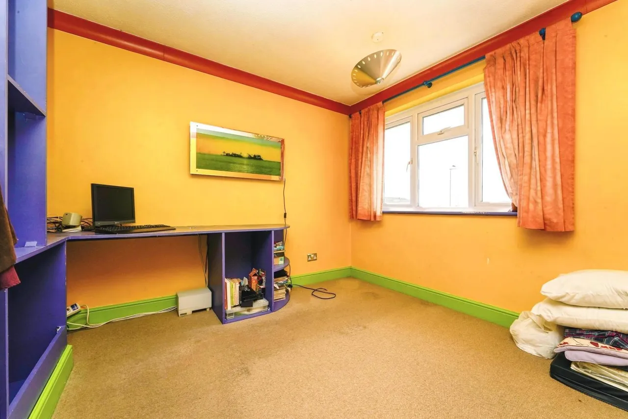 Curlew Road, Abbeydale, Gloucester, Gloucestershire, GL4, photo 7
