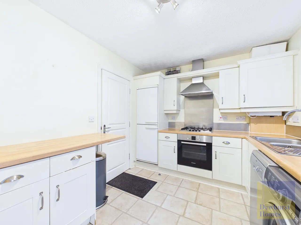 Holland House Road, Walton Le Dale, PR5, photo 5