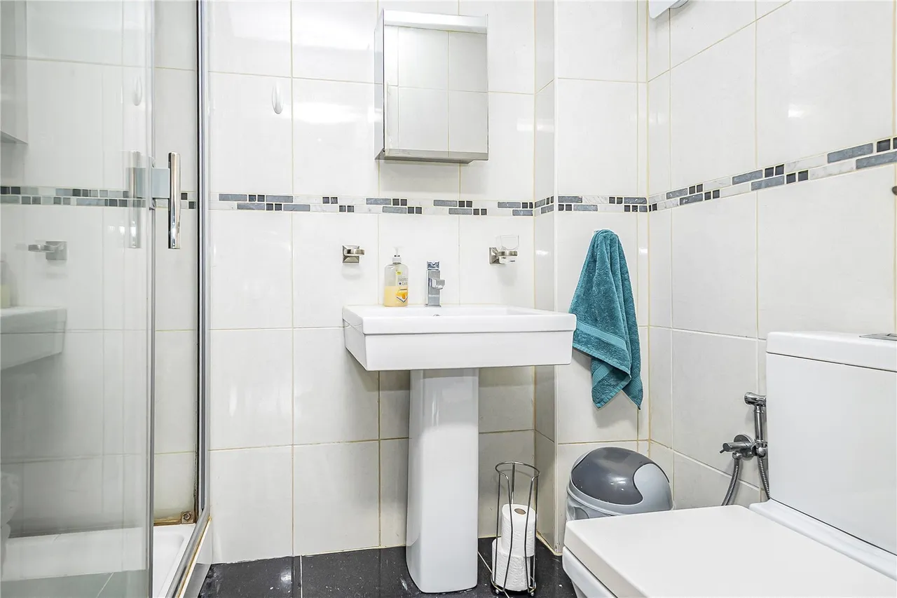 Harewood Road, Isleworth, TW7, photo 13