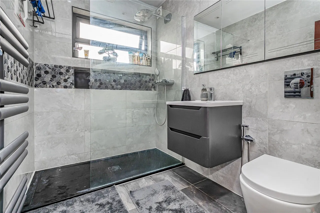 Harewood Road, Isleworth, TW7, photo 11