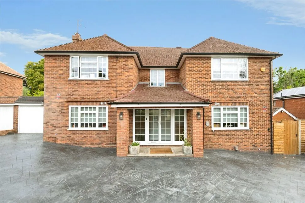 Middle Hill, Egham, TW20, photo 19