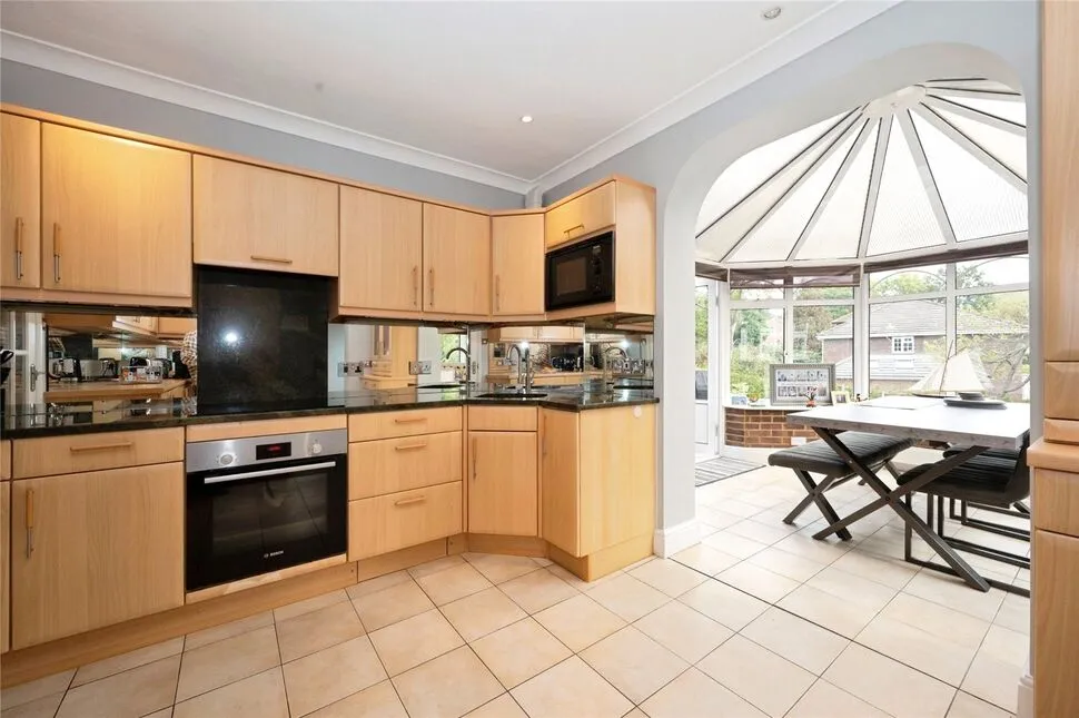 Middle Hill, Egham, TW20, photo 5